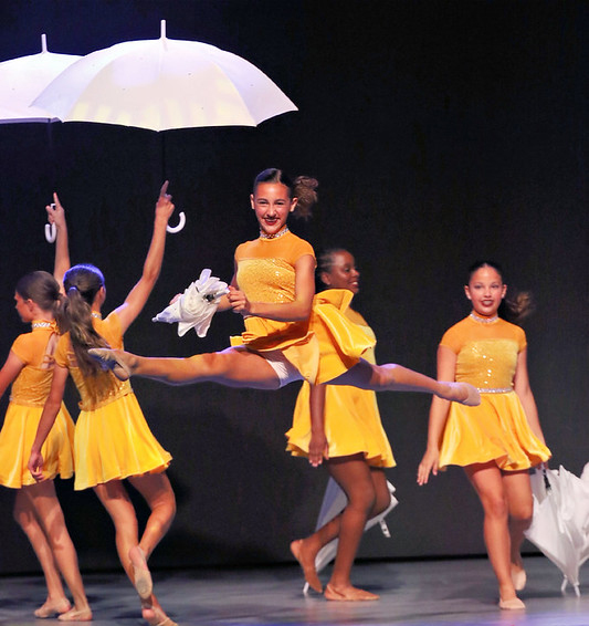 dancegirlsyellow dancegirlsyellow